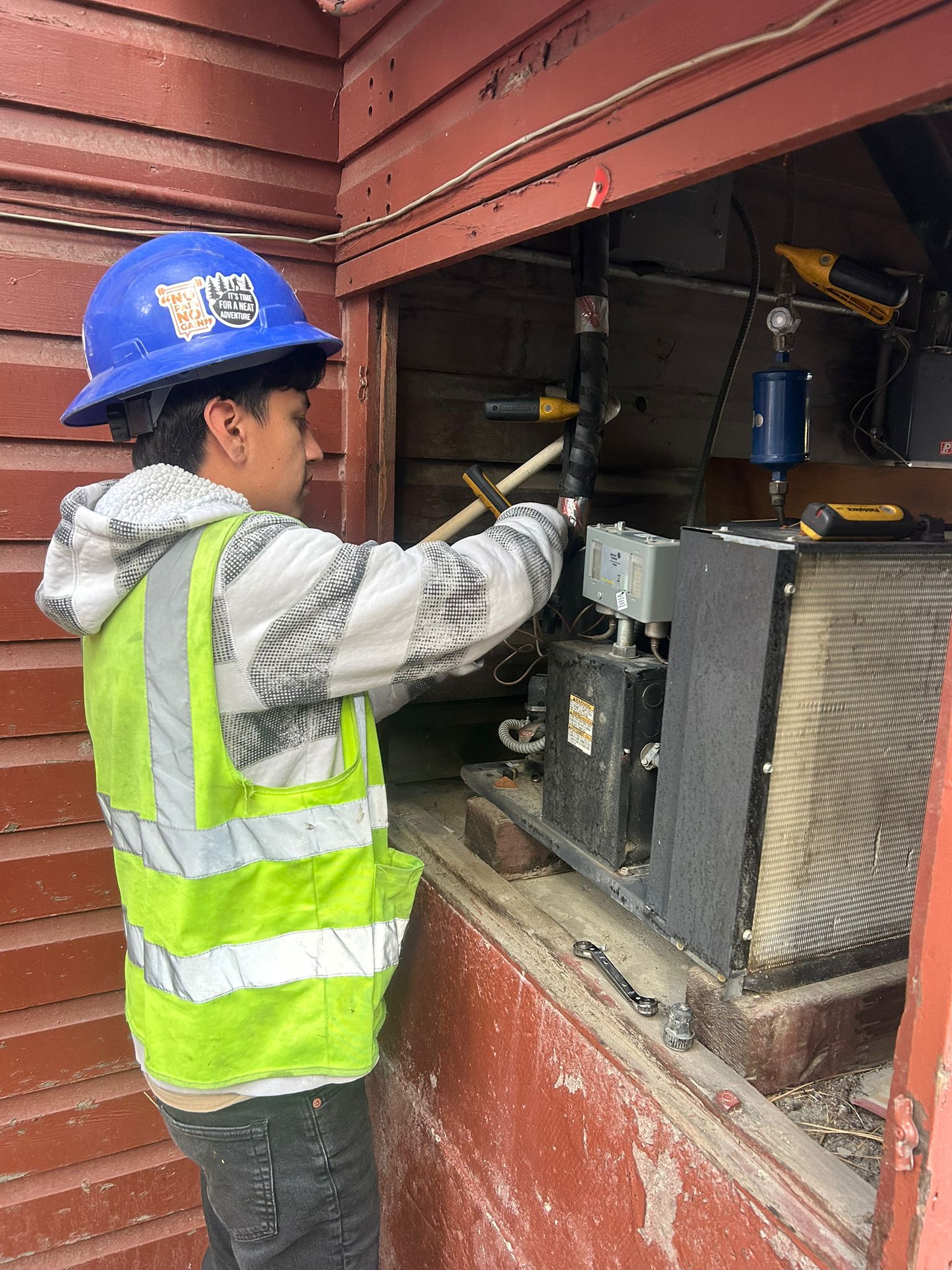 Getting refrigerant pressures at Methodist Camp Wrightwood in Wrightwood, CA.